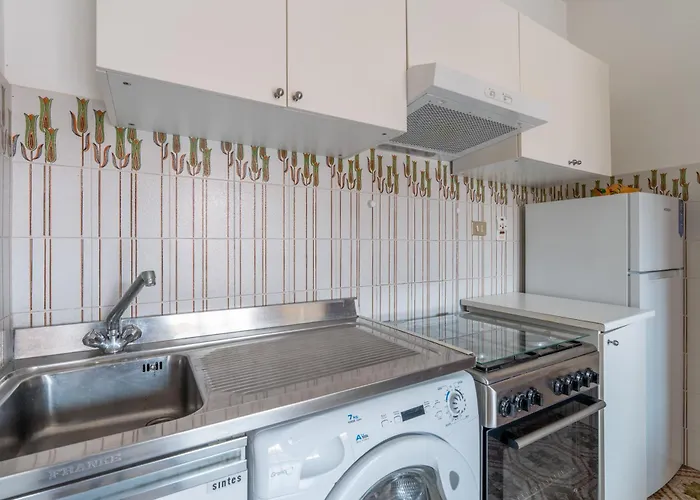 Bilocale Fronte Mare E Parcheggio Privato